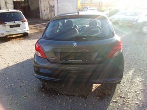 Prodám Peugeot 207 1.4i, r.v 2010 - 5