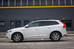 Volvo XC60 D4 2.0L Drive-E Momentum - 5