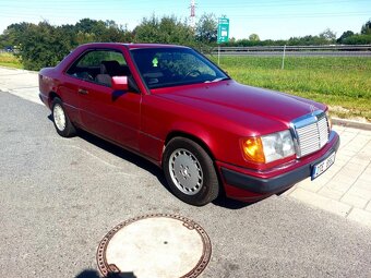 Mercedes - Benz W124 coupé 300 CE Nová STK - 5