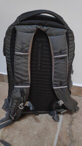 Osprey Momentum batoh 30 litrů - 5