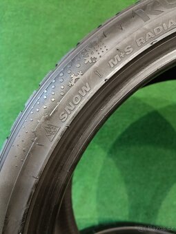 4ks NOVE 225/40/19 Kumho - 5