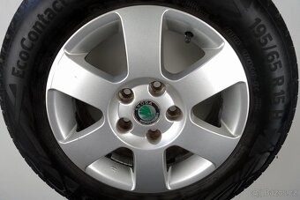 Škoda Octavia - Originání 15" alu kola - Letní pneu - 5