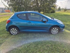 Prodám Peugeot 207 1.4I 65KW - AUTOMATICKÁ PŘEVODOVKA - 5