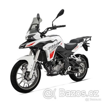 Benelli TRK 251 - 5