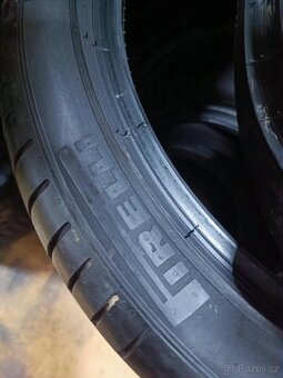 245/40r19 zánovní letní pneu Pirelli - 5