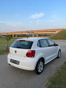 Volkswagen Polo 1.4 Benzin ComfortLine = r.v 2011 Top Stav = - 5