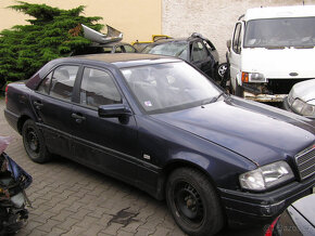 Mercedes C w202 - použité náhradní díly z tohoto vozu - 5