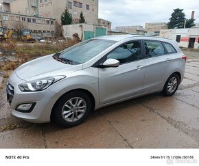 HYUNDAI i30 kombi 1.6i, stav km: 98692, rok 2016 - 5