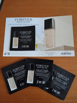 Dior make up Forever Skin Glow odstín 2N - 5