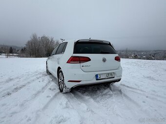 VW E-golf-Virtuál-ACC-36kWh-Dynaudio-odpočet DPH - 5