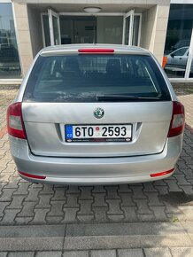 Škoda Octavia II Combi 1,6i Facelift - 5