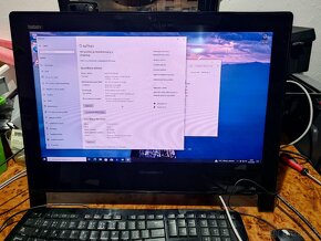 Lenovo Edge 92z All-in-One (ThinkCentre) >> i5 + 16GB RAM - 5