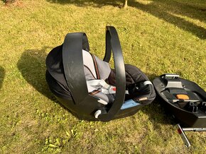 Autosedačka Cybex Aton + základna isofix - 5