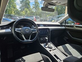 Volkswagen Passat Variant 2.0 TDI DSG rok 01/2020 - 5