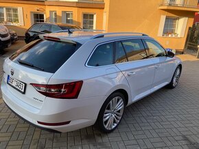 Superb 2.0tdi 110kw dsg - 5