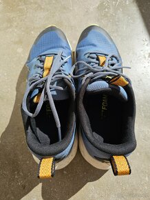 Puma TWITCH RUNNER TRAIL 44 pánská běžecká obuv - 5