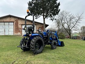 Traktor/ Malotraktor 4x4 s čelním nakladačem - 5