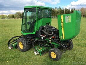 vřetenová sekačka John Deere Precision Cut 8700 - 5