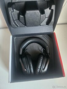 HyperX Cloud III Wireless - 5