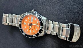 SEIKO 5 Sport, Orange Sea Urchin SNZF19 - 5