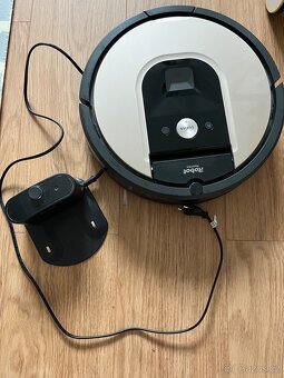 Robotický vysavač iRobot Roomba - 5