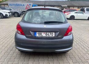 Peugeot 207 1.4i 70KW,COMFORT, 54.000km,CZ benzín manuál - 5