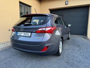 Hyundai i30 1.6 i 75000km - 5