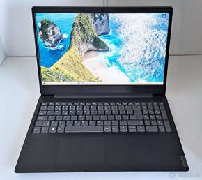 Lenovo Ideapad 15,6"FHD AMD A6 SSD128gb 8gb RAM Win10 - 5