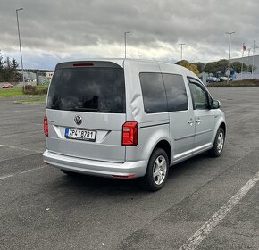 VW Caddy 2.0 TDI 75 KW, adaptivní tem., front.,DPH - 5