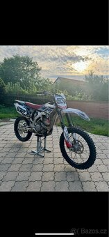 Yamaha YZ250F 2011 - 5