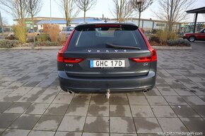 Volvo V90 D4 140kW Momentum Advanced Edition rok 2020 - 5