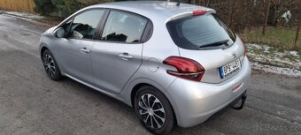 Peugeot 208 1.2i 60Kw 31 313km 2017 nové ČR tažné Klima - 5