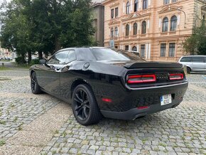 Dodge Challenger 3.6 V6 227kW - 5