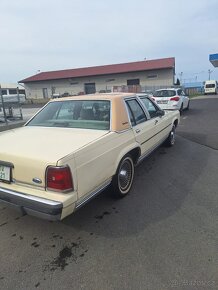 Ford Crown Victoria veterán 1989 - 5