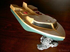 Motorový člun kluzák na baterii - konec 60.let - 5