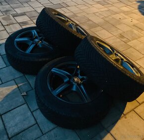 Atraktivní zimní alu sada Škoda 205/55 R16, velmi pěkná - 5