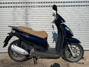 Piaggio Carnaby 125 - 5