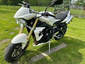 Triumph Street Triple 675 - 5