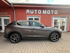 Alfa Romeo Stelvio 2.2 JTDM Q4 Lusso - 5