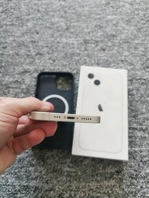 Prodám iPhone 13 - 128gb - 5