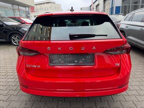 Škoda Octavia 4 iV 1.4 eTSI 150kW DSG Panorama Matrtix LED - 5