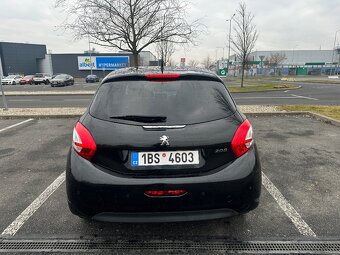 Peugeot 208 1,2 PureTech, 60kw - 5