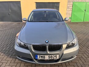 BMW E90 325i (160 kW), RARITNÍ NÁJEZD 70 000 KM - 5