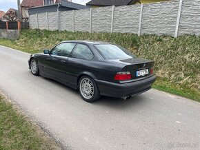 BMW 328i coupe - 5