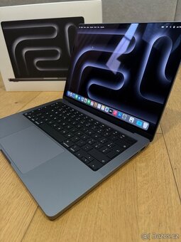 MacBook Pro 14” M3 1TB Space Grey - 5