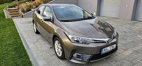 Toyota Corolla 1.6, najeto 27 tis., 1.maj.,  TOP stav - 5