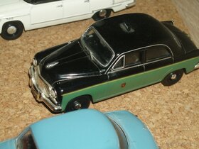 Modely aut - tatra 603,mercedes benz w 110,peugoet 404,renau - 5