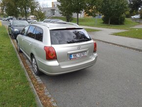 Prodám Toyota Avensis - 5