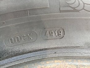 235/65/16 Michelin 2x pneu - 5