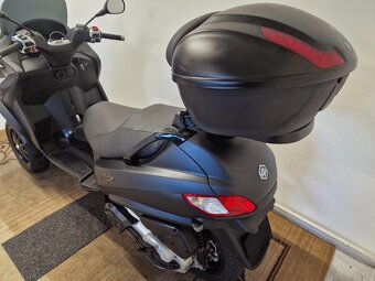 Piaggio MP3 400 LT  18639 km - 5